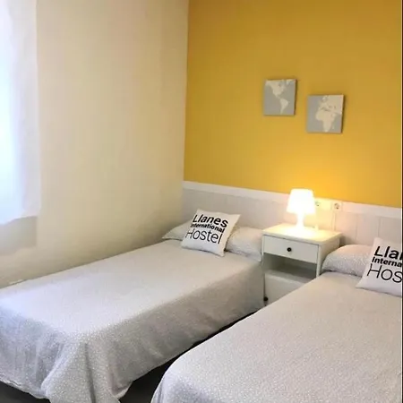 Hostel Internacional De Llanes
